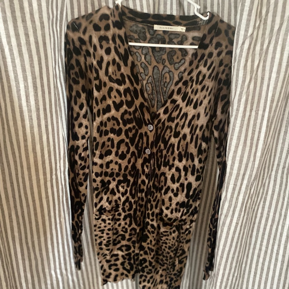 Cheetah Knit cardigan❤️
